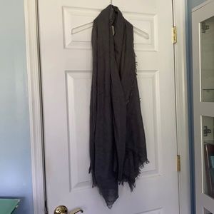 Grey scarf